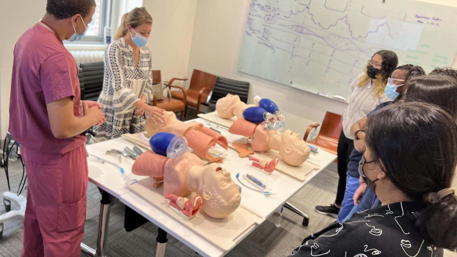 Instruction on airway managment